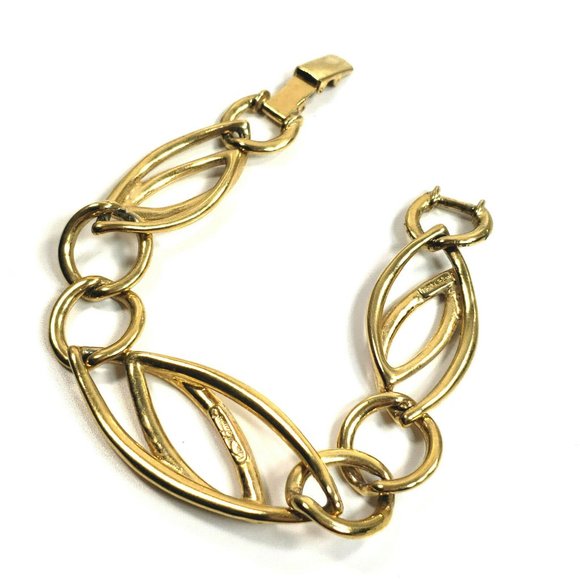 Trifari Jewelry - 1970s Trifari Kunio Matsumoto Gold Bracelet